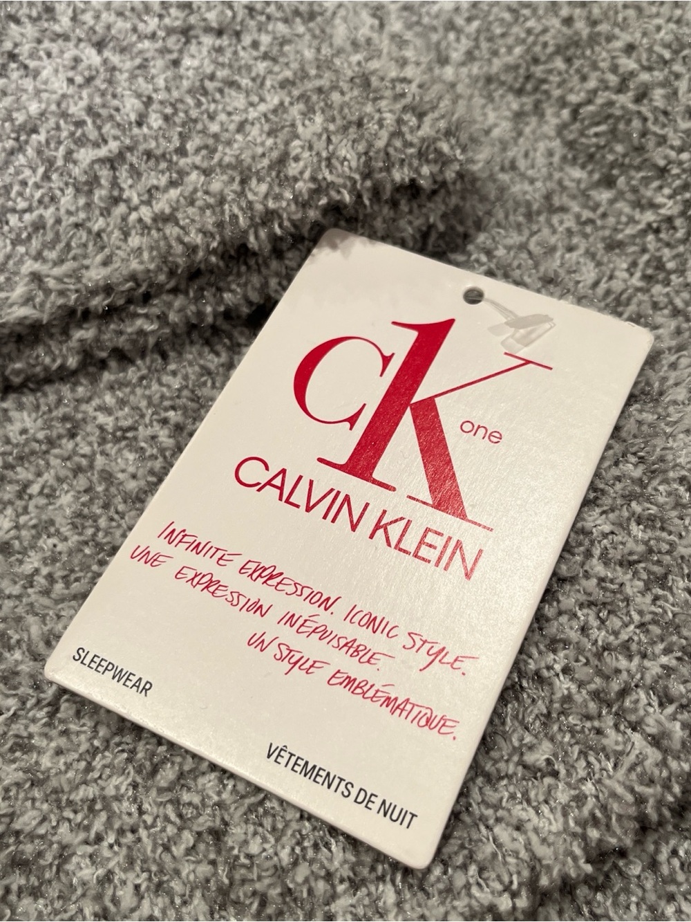 Calvin Klein Men's Light Gray Crewneck Sweater with CK Chest Logo - Picture 4 of 4